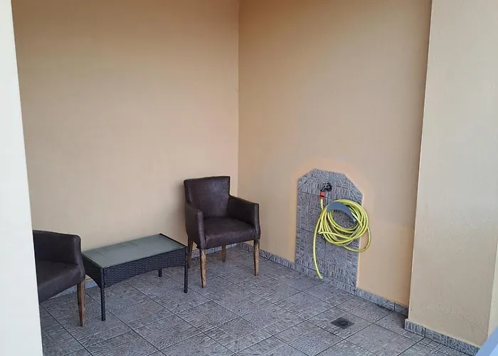 η βουνάσα * Deskati